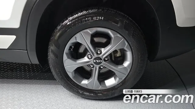 Kia Seltos Новый Seltos Бензин 2.0 2WD — Фото автомобиля 5