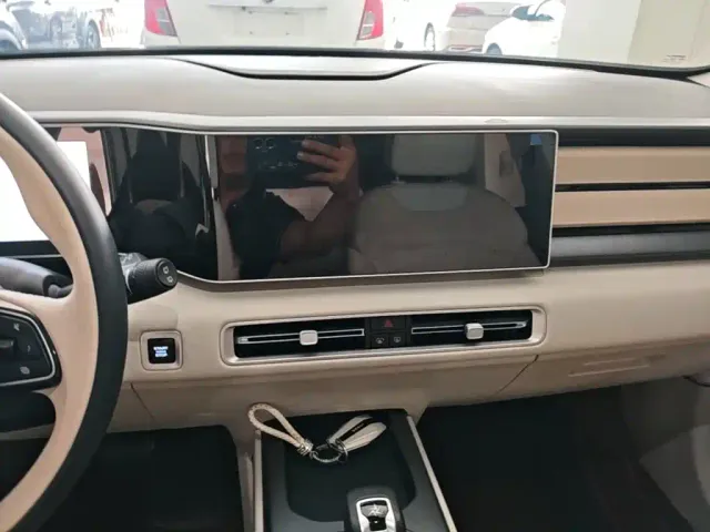 Geely ICON — Фото автомобиля 12