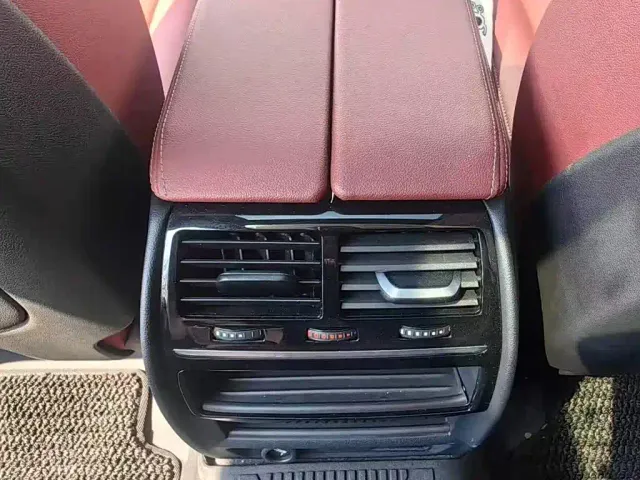 BMW 5 Series — Фото автомобиля 10