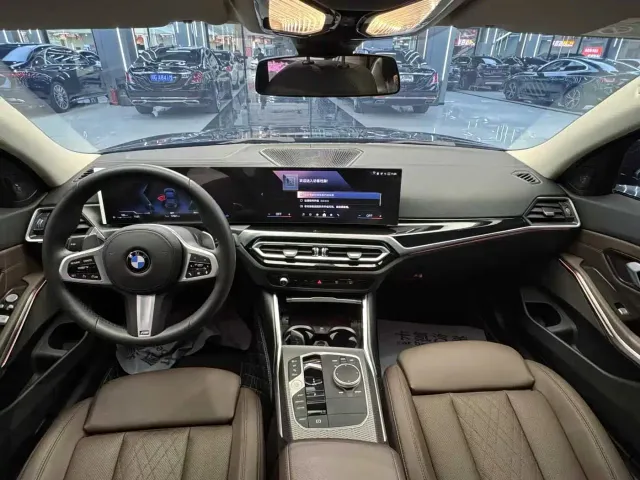 BMW 3 Series — Фото автомобиля 5