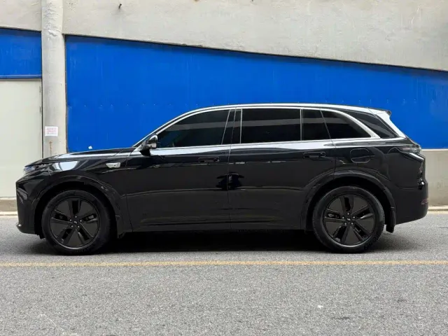 Li Auto L7 — Фото автомобиля 3