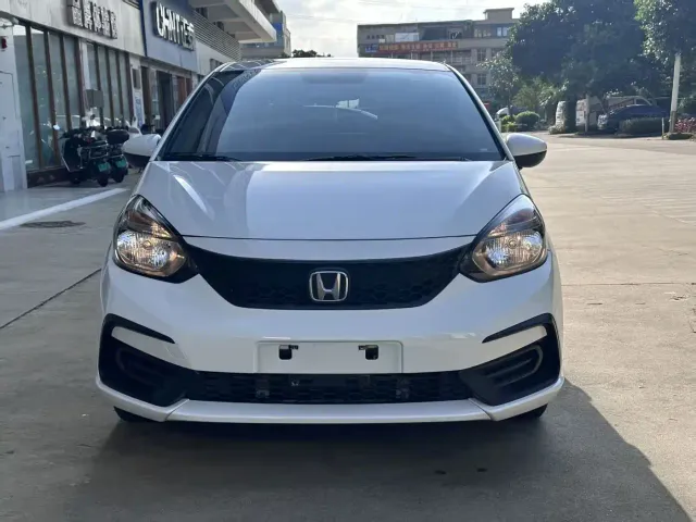 Honda Fit — Фото автомобиля 2