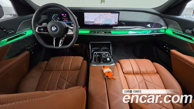 BMW 7-Series 7 серия (G70) 740i xDrive M Sport Limited — Фото автомобиля 6