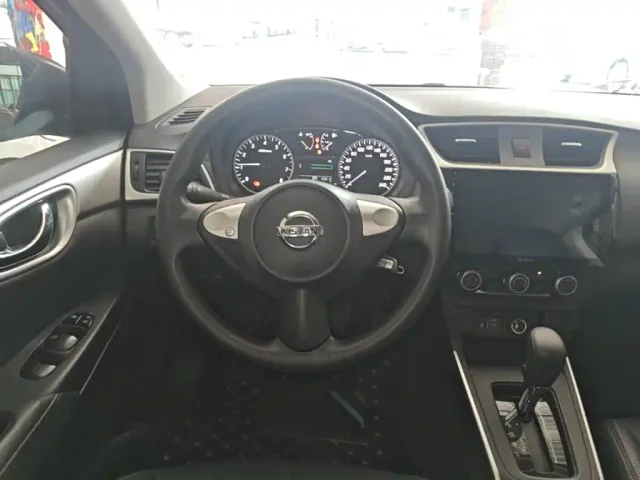 Nissan Sylphy — Фото автомобиля 10