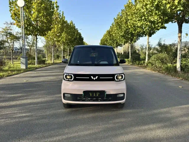 Wuling Hongguang Mini EV — Фото автомобиля 2