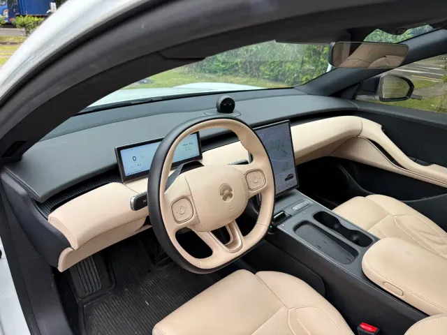Nio ET5 Touring — Фото автомобиля 9