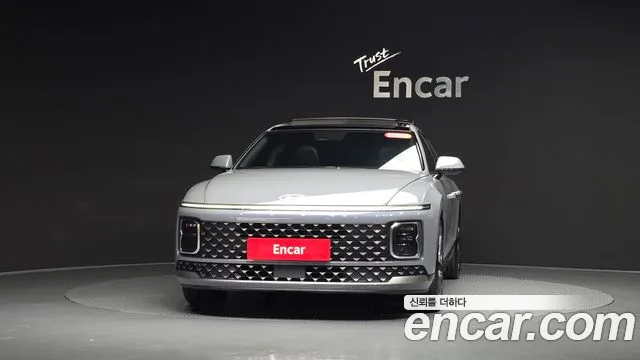 Hyundai Grandeur GN7 — Фото автомобиля 3