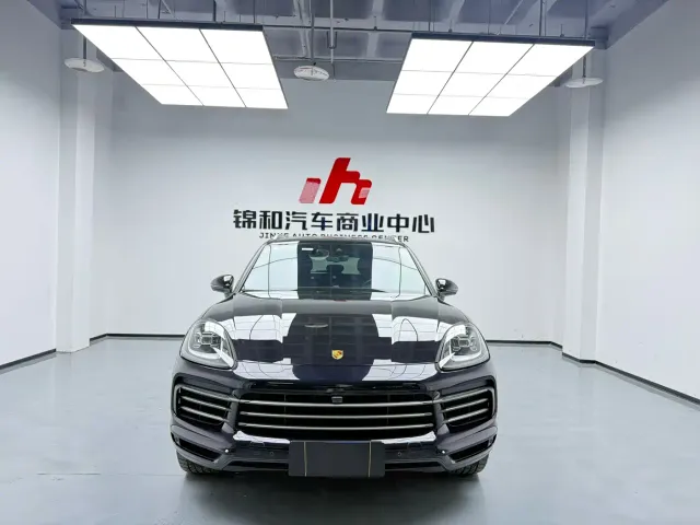 Фотография автомобиля — Porsche Cayenne