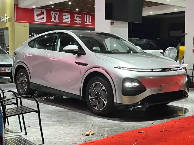 Xpeng G6 — Фото автомобиля 3