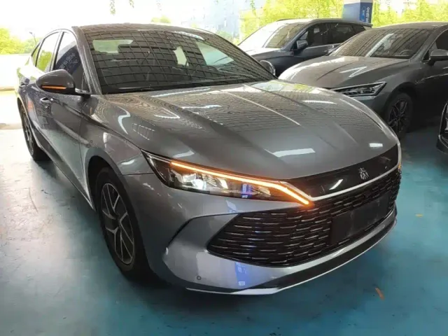 BYD Qin L — Фото автомобиля 3