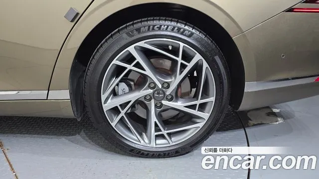 Genesis G90 RS4 — Фото автомобиля 6