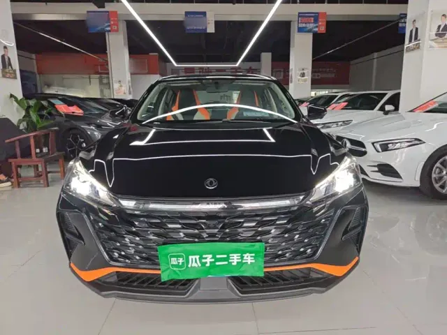 Dongfeng Yixuan — Фото автомобиля 2