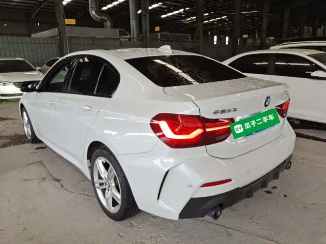 BMW 1 Series — Фото автомобиля 4