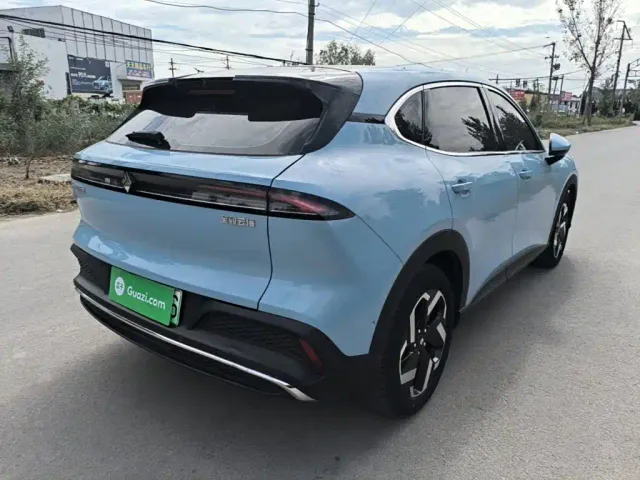 Baojun Yunhai — Фото автомобиля 6
