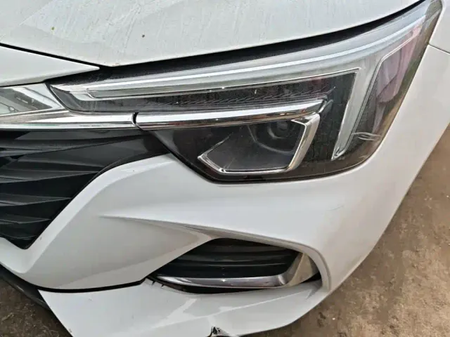 Roewe i6 MAX EV — Фото автомобиля 23