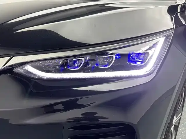 BYD Tang — Фото автомобиля 16
