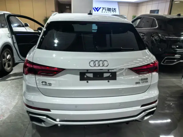 Audi Q3 — Фото автомобиля 3