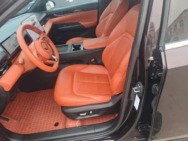 Wuling Starlight — Фото автомобиля 14