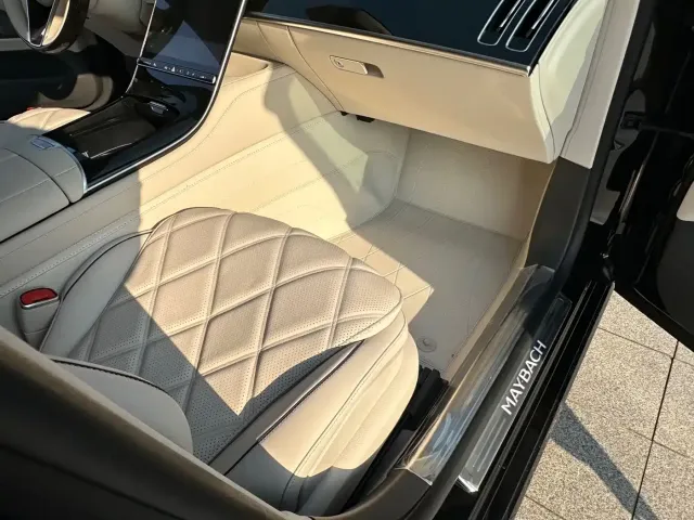 Mercedes-Benz Maybach S-Class — Фото автомобиля 16