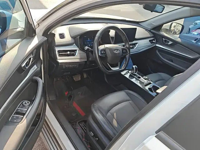 Chery Tiggo 8 — Фото автомобиля 15
