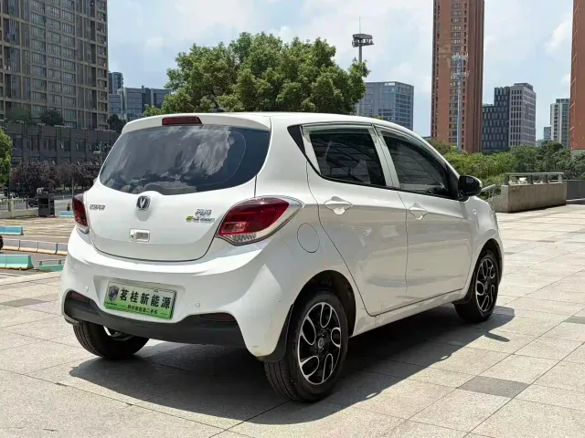 Changan Benben E-Star — Фото автомобиля 3