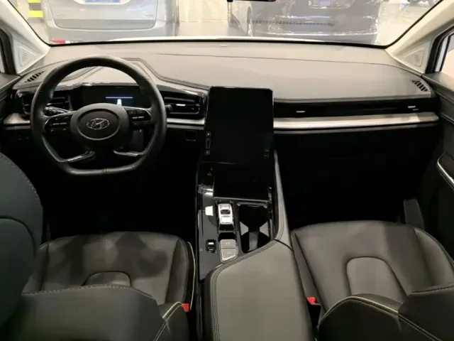 Hyundai Custo — Фото автомобиля 9