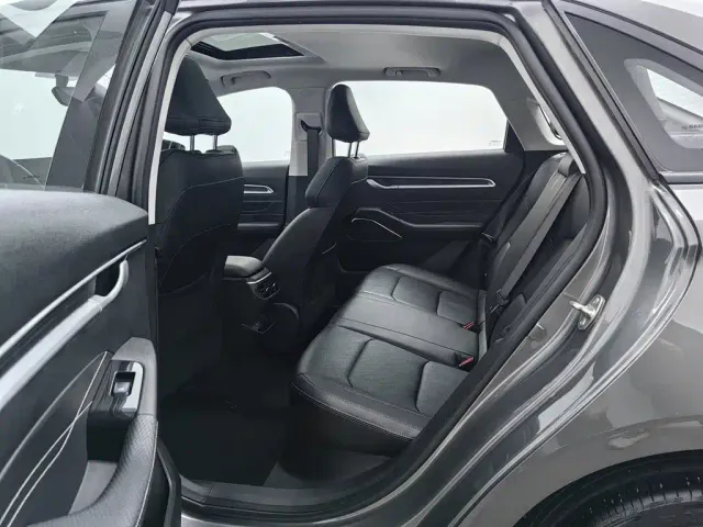 Geely Emgrand — Фото автомобиля 15