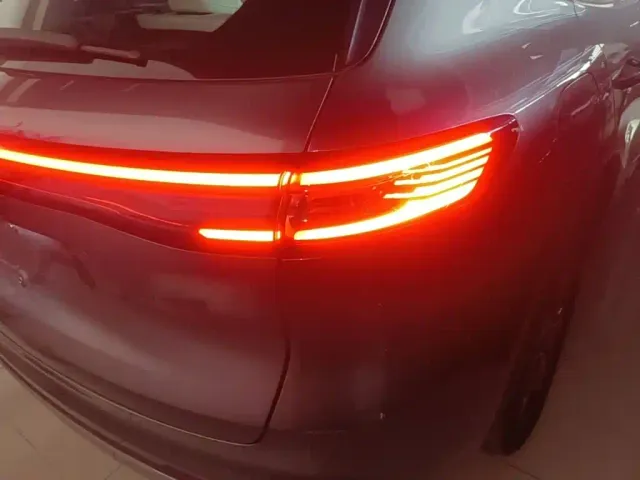 Geely Galaxy Starship 7 EM-i — Фото автомобиля 14
