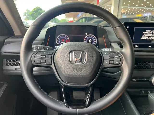 Honda Accord — Фото автомобиля 4