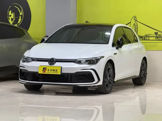 Фотография автомобиля — Volkswagen Golf