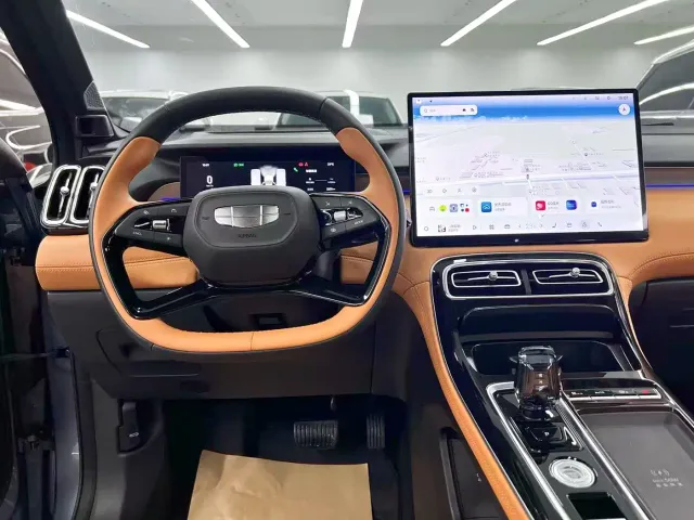 Geely Boyue L — Фото автомобиля 15
