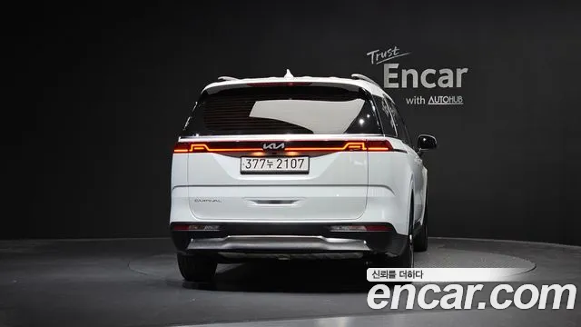 Kia Carnival 4th Gen — Фото автомобиля 4