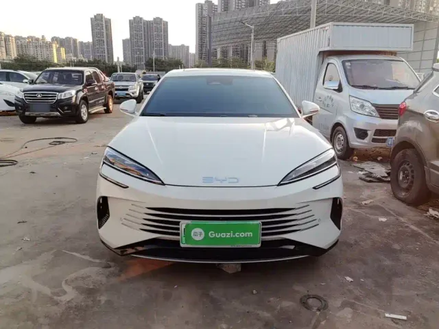 BYD Seal 07 DM-i — Фото автомобиля 2