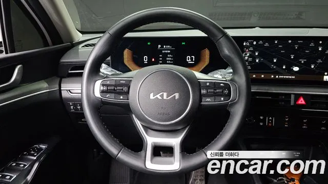 Kia K5 Generation 3 — Фото автомобиля 13
