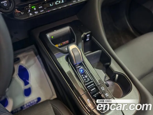 Toyota Crown — Фото автомобиля 9