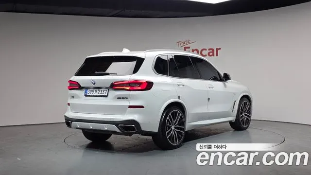 BMW X5 — Фото автомобиля 2