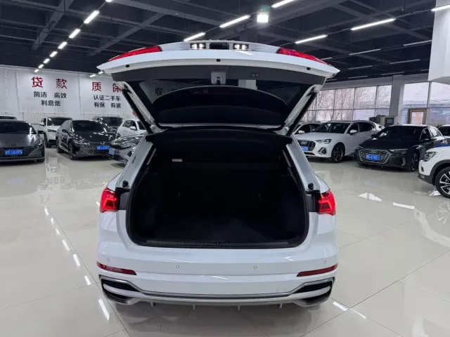 Audi Q3 — Фото автомобиля 17