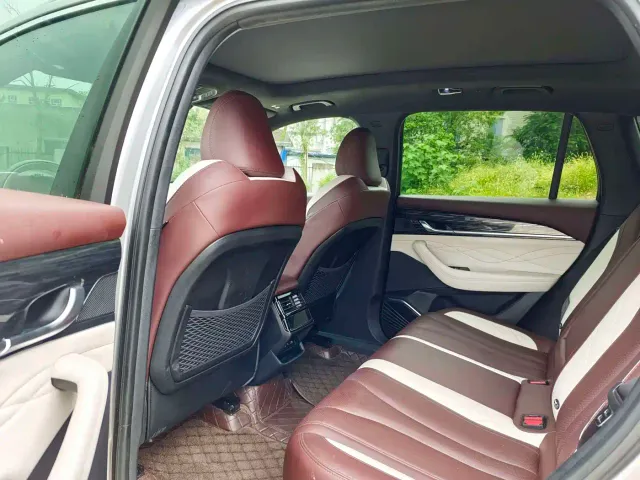 Geely Xingyue L — Фото автомобиля 5