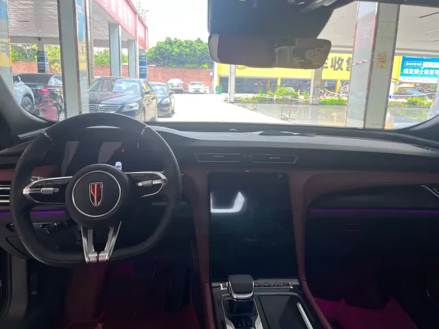 Hongqi H5 — Фото автомобиля 6