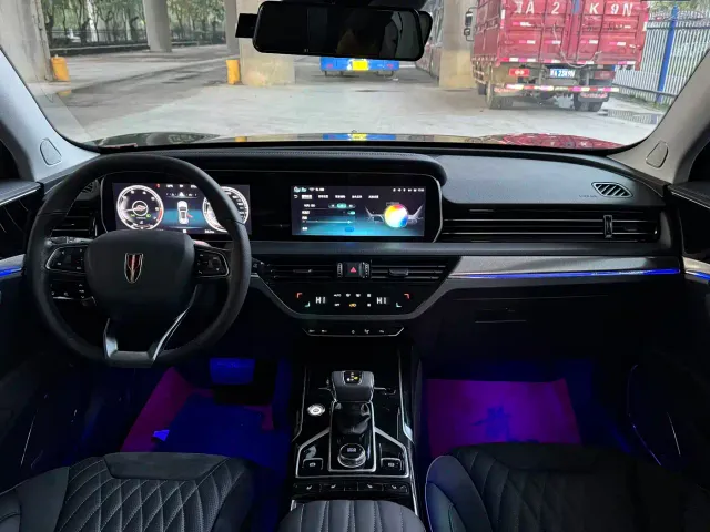 Hongqi HS5 — Фото автомобиля 9