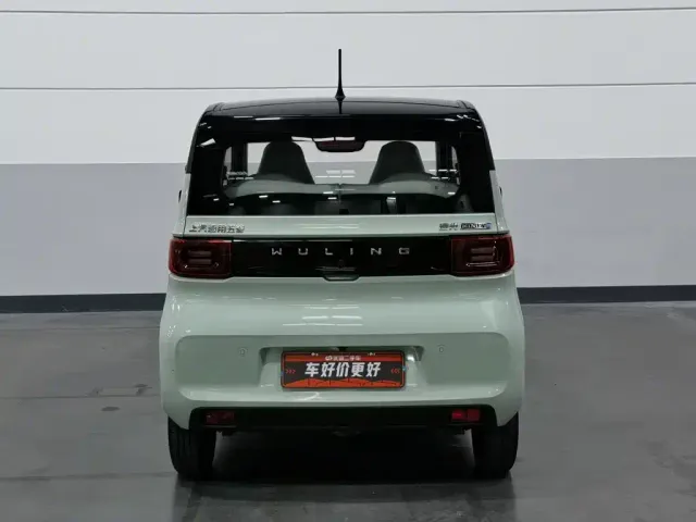 Wuling Hongguang Mini EV — Фото автомобиля 4