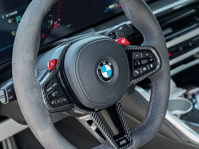 BMW M4 — Фото автомобиля 5