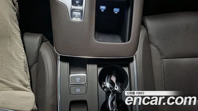 Hyundai Grandeur (New) Hybrid — Фото автомобиля 11