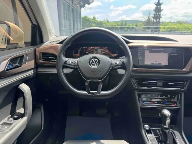 Volkswagen Tharu — Фото автомобиля 16