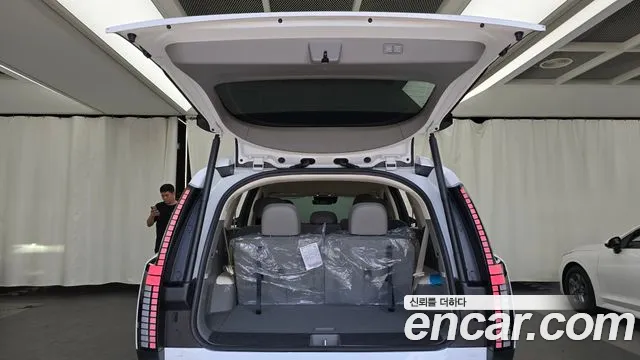 Hyundai Ioniq9 — Фото автомобиля 20