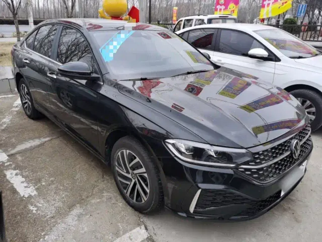 Volkswagen Lavida — Фото автомобиля 21