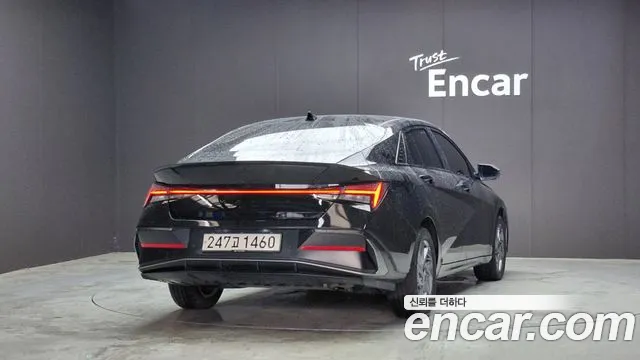 Hyundai AVANTE Inspiration — Фото автомобиля 4