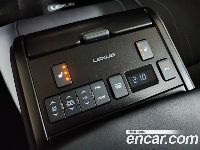 Lexus ES — Фото автомобиля 19