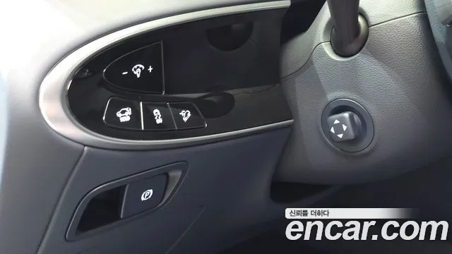 Genesis GV70 — Фото автомобиля 28