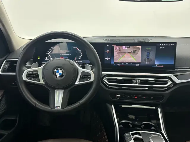 BMW 3 Series — Фото автомобиля 10